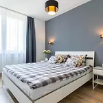 Wrocapartments Starcenter - Parking Free Apartman