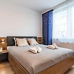Wrocapartments Starcenter - Parking Free Apartman Wrocław