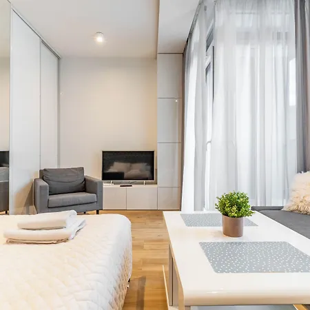 Wrocapartments Starcenter - Parking Free Appartamento Breslavia