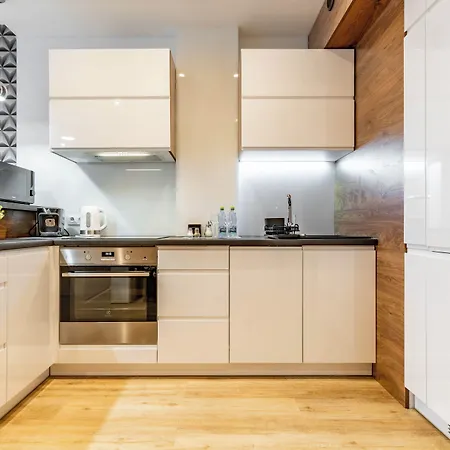 Wrocapartments Starcenter - Parking Free Breslavia