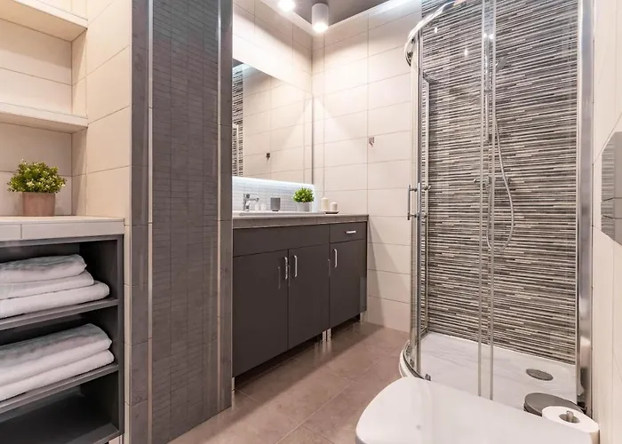 Wrocapartments Starcenter - Parking Free Apartment Breslau